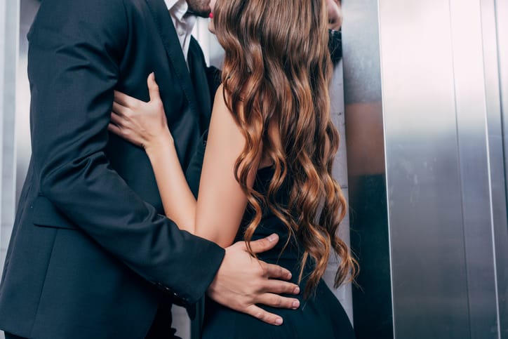 couple ascenseur
